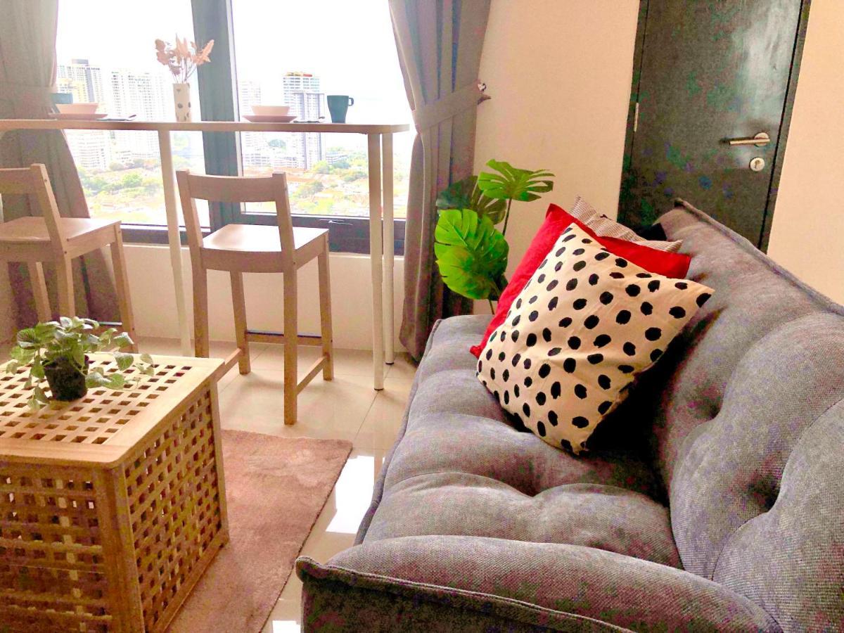 Tropicana 218 Macalister Netflix Unit By Blue Sky Holidays Τζωρτζ Τάουν Εξωτερικό φωτογραφία