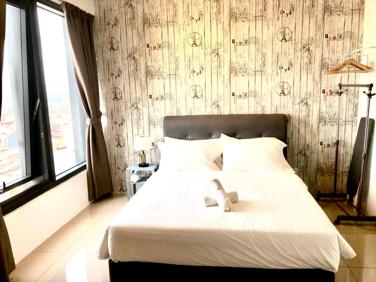 Tropicana 218 Macalister Netflix Unit By Blue Sky Holidays Τζωρτζ Τάουν Εξωτερικό φωτογραφία
