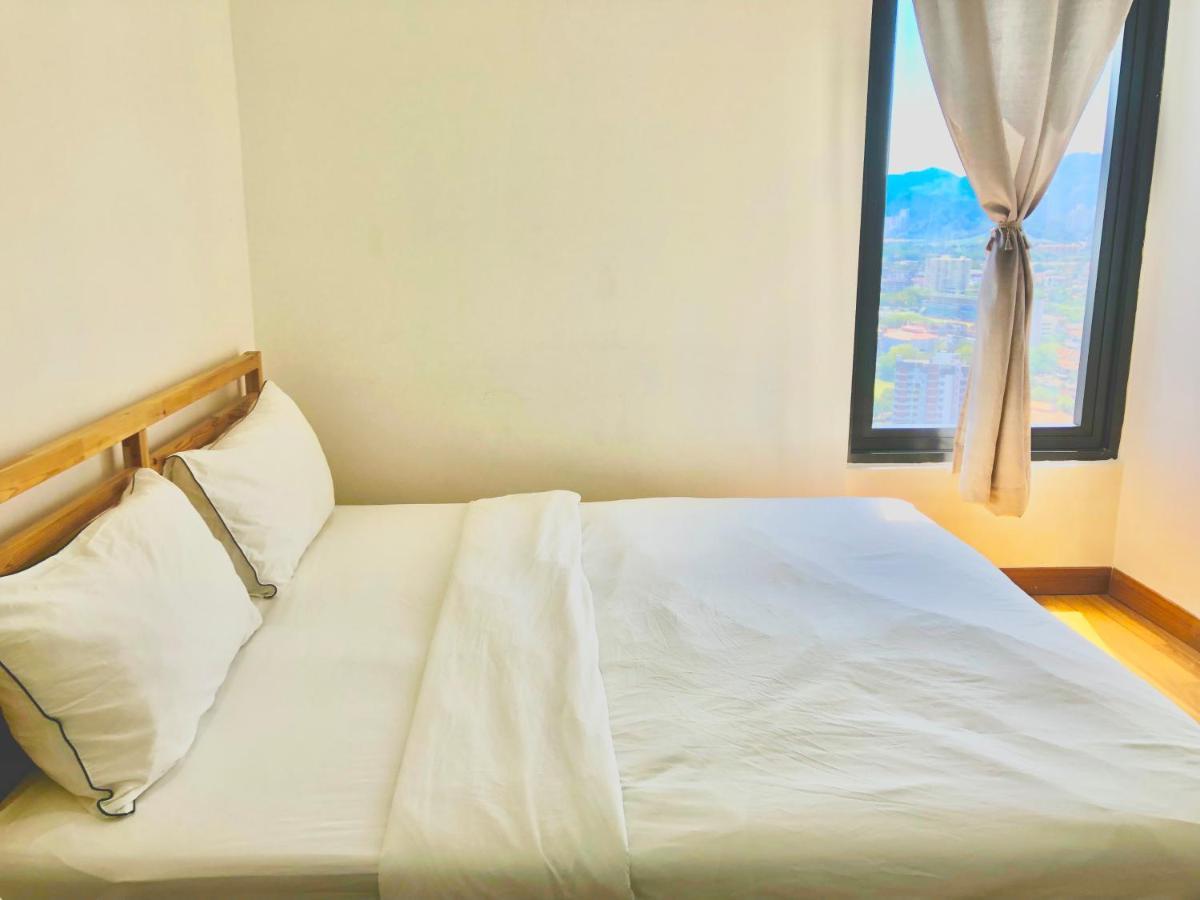 Tropicana 218 Macalister Netflix Unit By Blue Sky Holidays Τζωρτζ Τάουν Εξωτερικό φωτογραφία