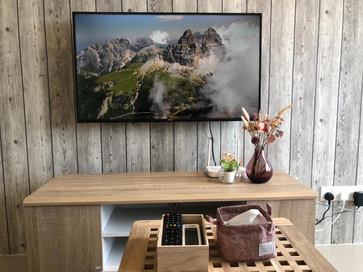 Tropicana 218 Macalister Netflix Unit By Blue Sky Holidays Τζωρτζ Τάουν Εξωτερικό φωτογραφία