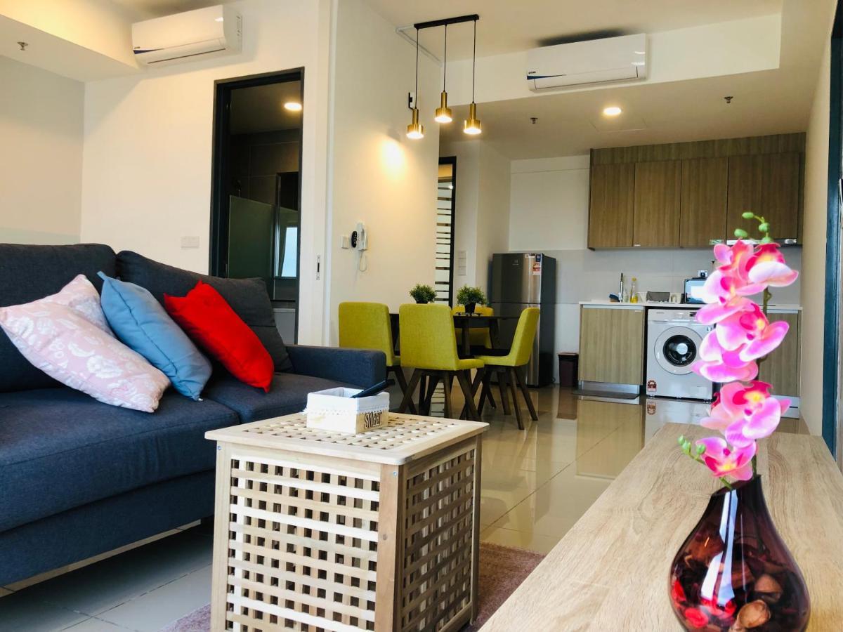 Tropicana 218 Macalister Netflix Unit By Blue Sky Holidays Τζωρτζ Τάουν Εξωτερικό φωτογραφία