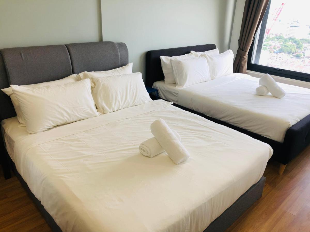 Tropicana 218 Macalister Netflix Unit By Blue Sky Holidays Τζωρτζ Τάουν Εξωτερικό φωτογραφία