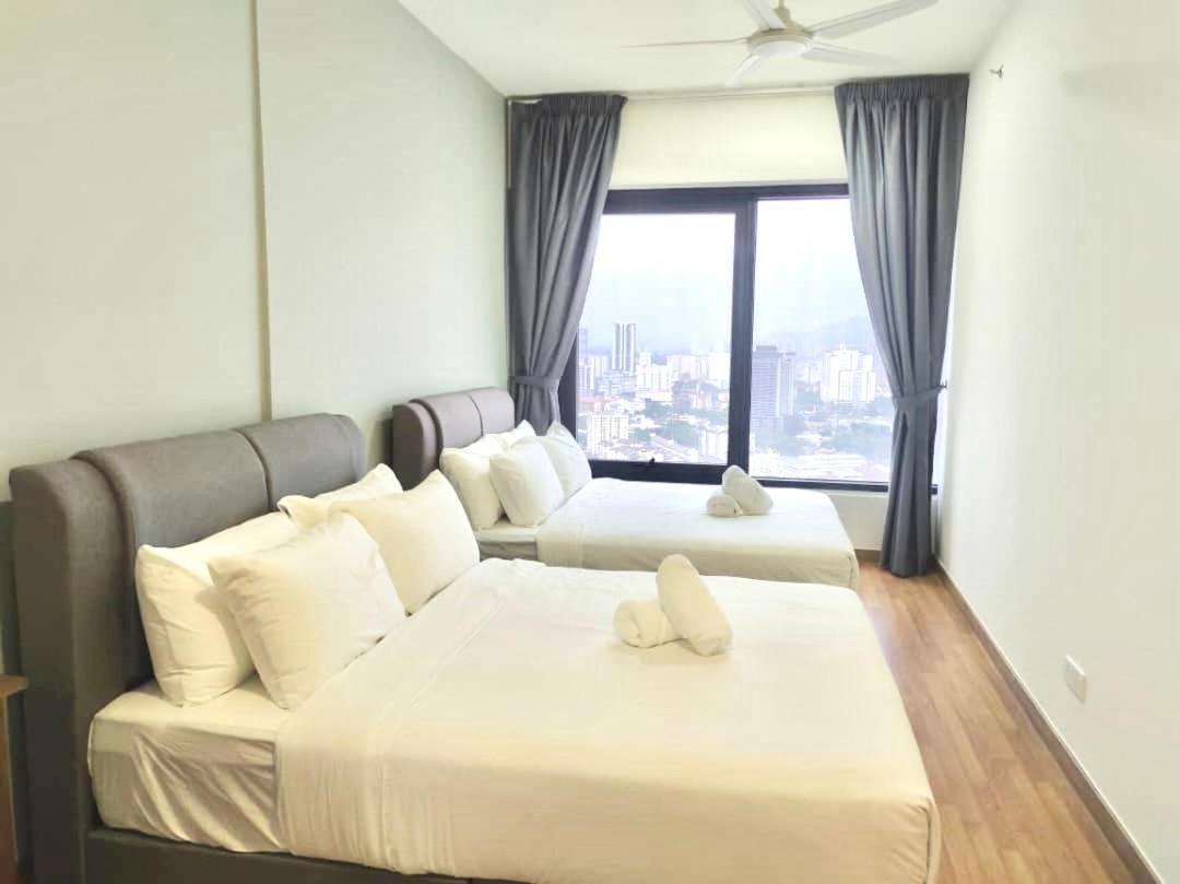 Tropicana 218 Macalister Netflix Unit By Blue Sky Holidays Τζωρτζ Τάουν Εξωτερικό φωτογραφία